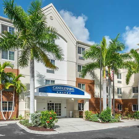 Candlewood Suites Fort Myers/Sanibel Gateway By Ihg Exteriér fotografie