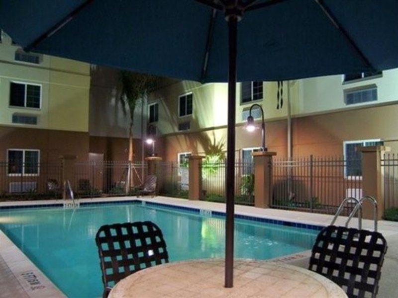 Candlewood Suites Fort Myers/Sanibel Gateway By Ihg Exteriér fotografie