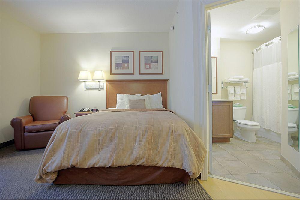 Candlewood Suites Fort Myers/Sanibel Gateway By Ihg Exteriér fotografie