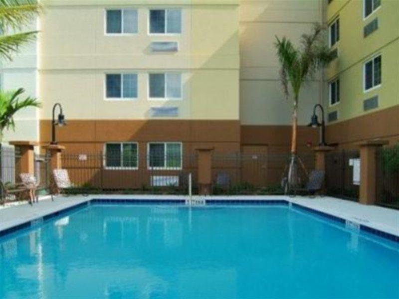 Candlewood Suites Fort Myers/Sanibel Gateway By Ihg Zařízení fotografie